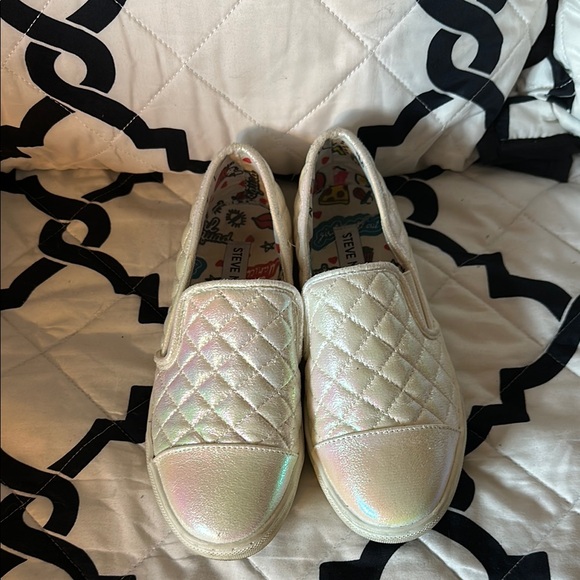 Steve Madden White Quilted Slip-On Sneakers - Picture 2 of 4
